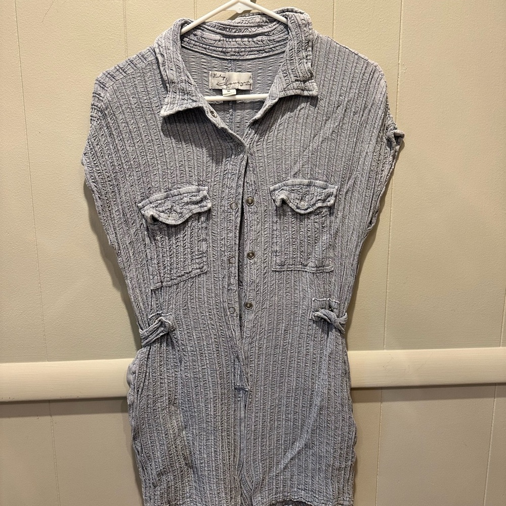 Vintage Havana Light Gray Textured Button-Up Romper